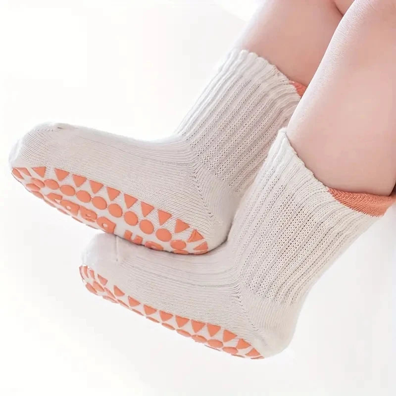 6 pairs of children's anti-slip socks, cute color-matching indoor floor socks, comfortable and breathable toddler walking socks,